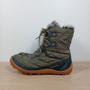 Columbia Boots Women 5.5 Green Waterproof Quilted Fur Winter Minx Mid Boots